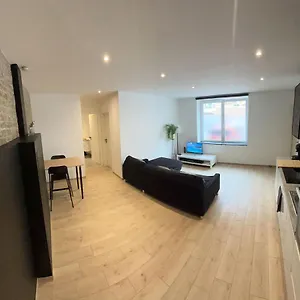 https://100-renovated-quiet-appartment.brusselshotelsbook.com