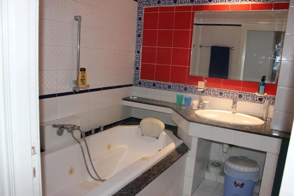 Appartement Alain Savary Тунис